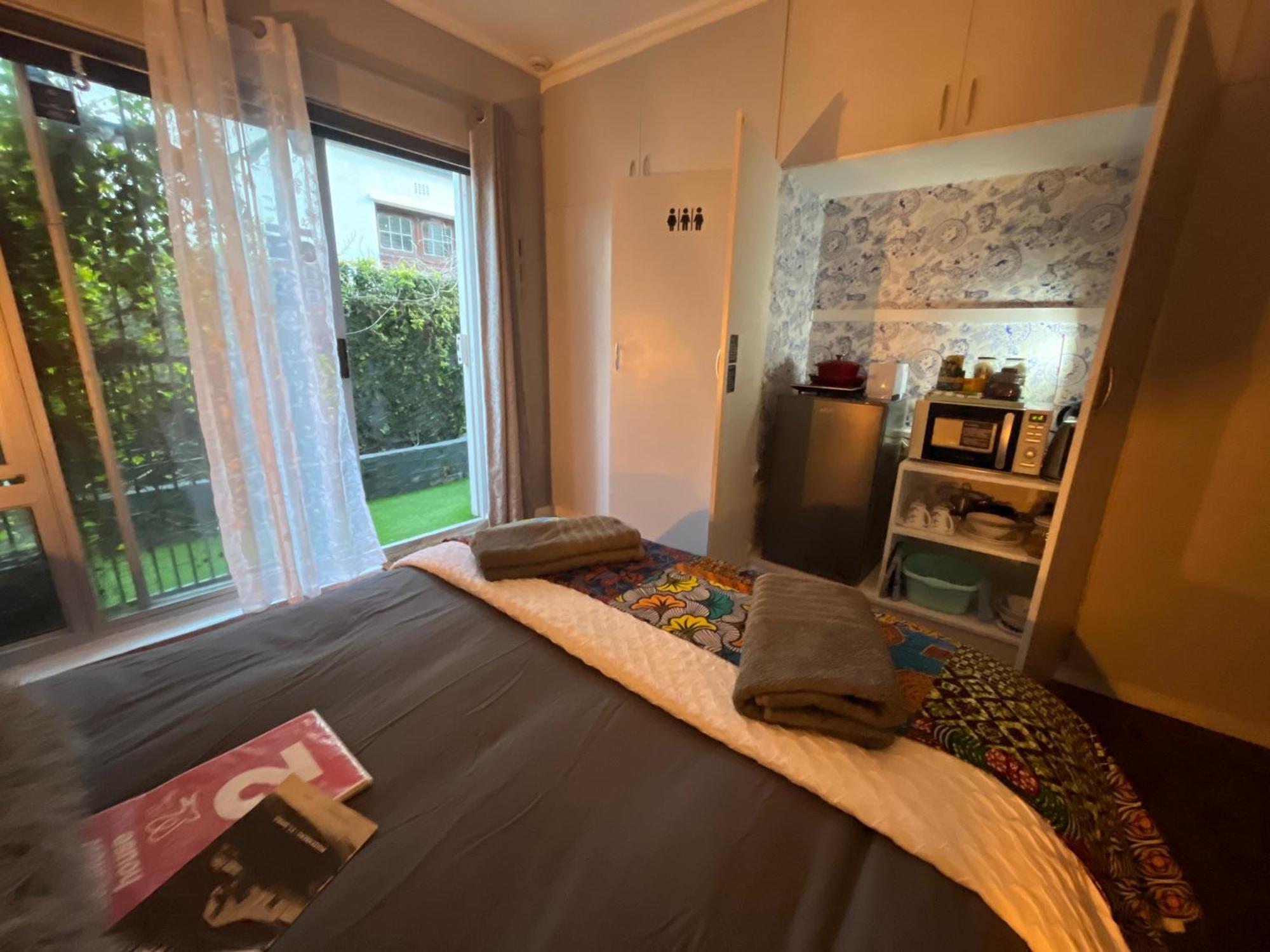 Seaside Getaway @ Swallow House Suite #2 Кейптаун Екстериор снимка